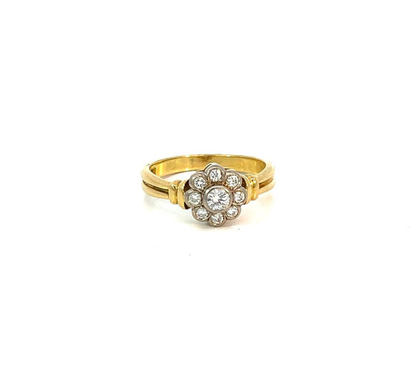 Diamond Flower Cluster Ring in 18ct Gold