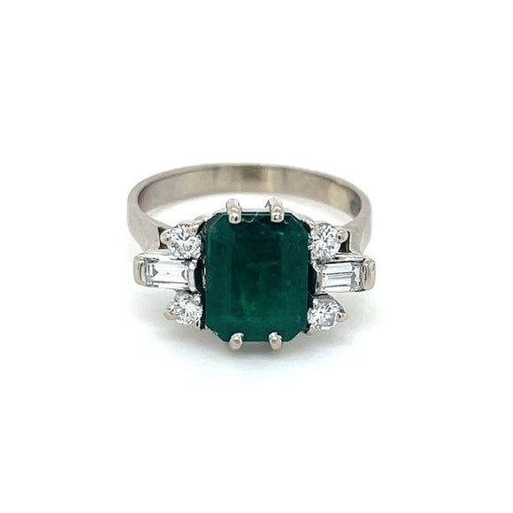 Emerald Diamond Ring in 18ct White Gold