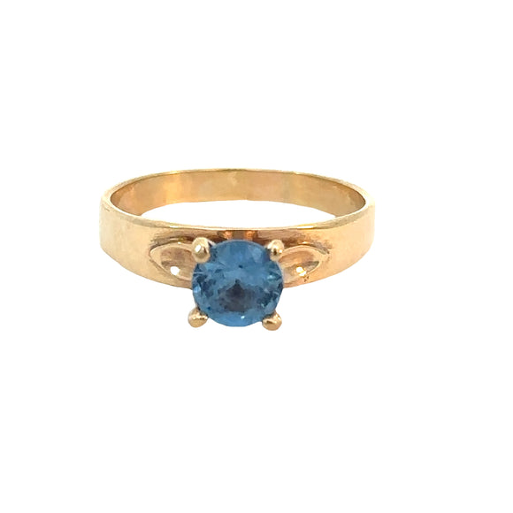 Blue Topaz Solitaire Ring in 9ct Gold