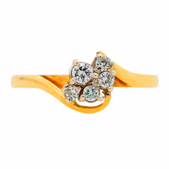 Diamond Cluster Ring in 18ct Yellow Gold