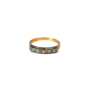 Raised Diamond Band