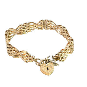 Gate Bracelet in 9ct Yellow Gold with Engraved Heart