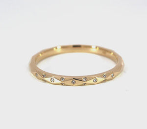 Diamond Harlequin Faceted Band