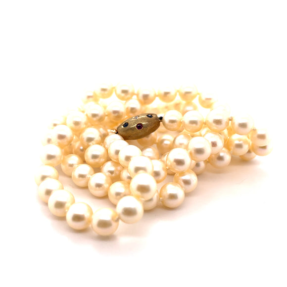 Akoya Pearl Necklace with 14ct Gem Studded Clasp