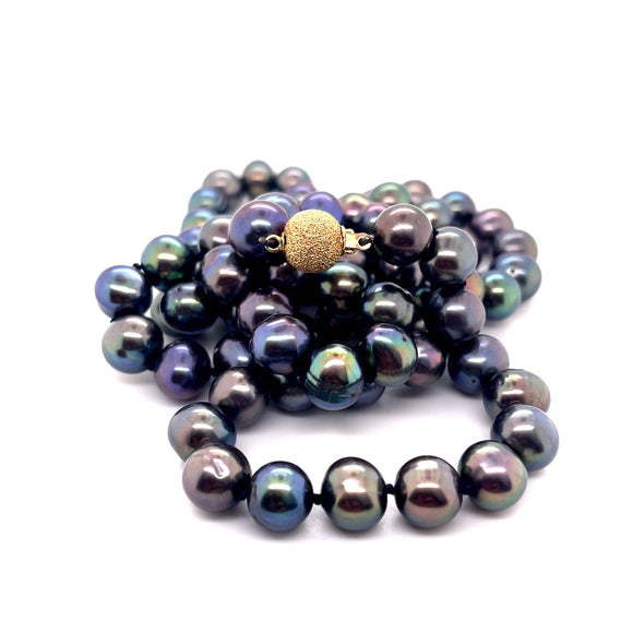 Tahitian Pearl Necklace with 14ct Gold Clasp