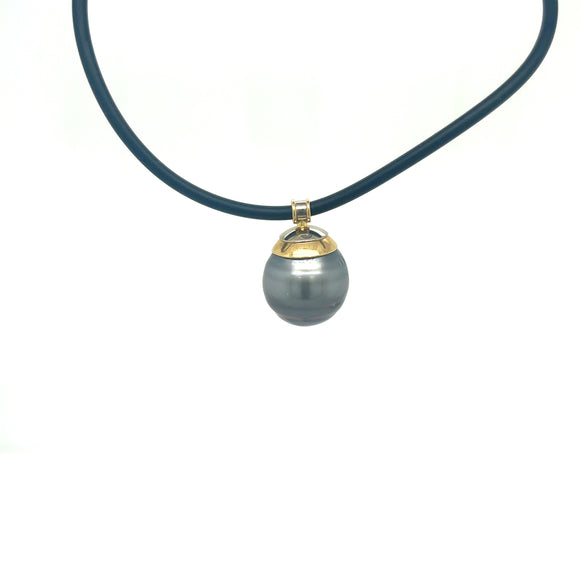 Tahitian Pearl Necklace with 18ct Gold Fittings