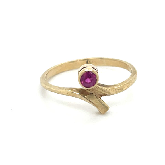 Crossover Ruby Ring in 14ct Gold